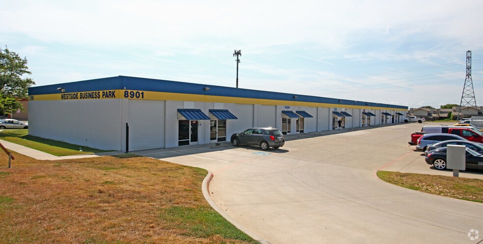 Primary Photo Of 8901 West Fwy, Fort Worth Warehouse For Lease
