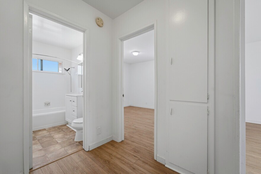More Photos Of 10958 Venice Blvd, Culver City Apartments For Sale