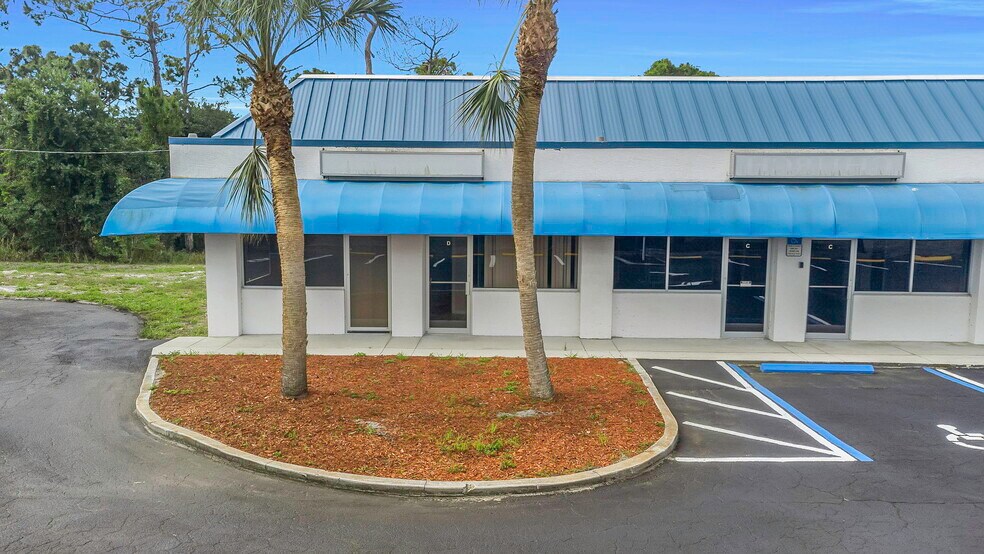 More Photos Of 655 N Indiana Ave, Englewood Medical For Sale