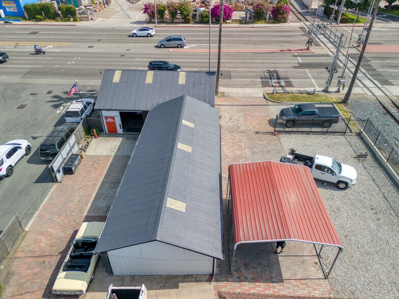 More Photos Of 7501-7511 Warner Ave, Huntington Beach Service For Sale