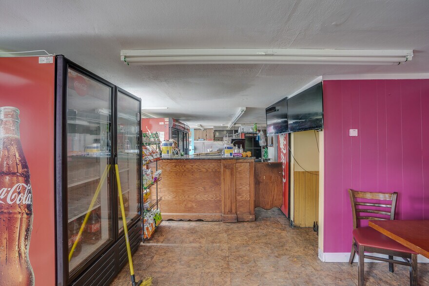 More Photos Of 150 Framingham, Southborough General Retail For Sale