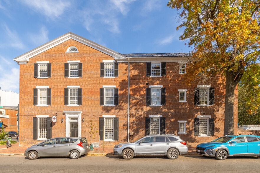 More Photos Of 228 S Washington St, Alexandria Loft Creative Space For Sale