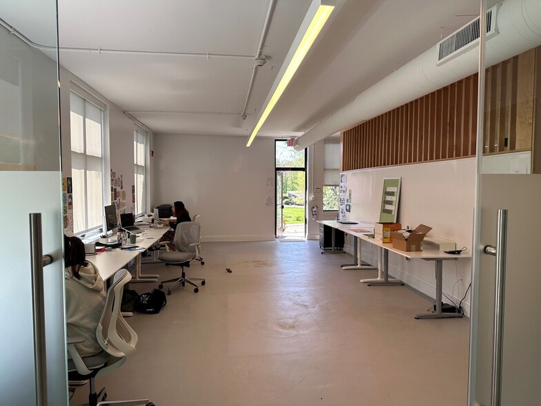More Photos Of 10 Julia Ln, Cold Spring Loft Creative Space For Lease