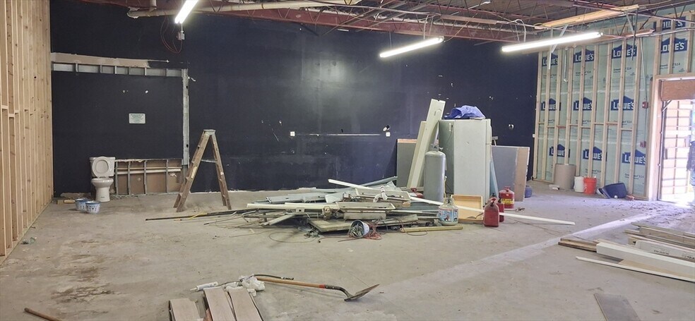 More Photos Of 50 Meadowbrook Rd, Brockton Auto Repair For Sale