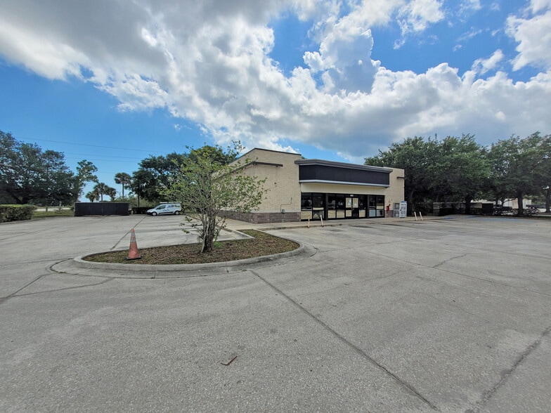 More Photos Of 605 S Wickham Rd, West Melbourne Convenience Store For Sale