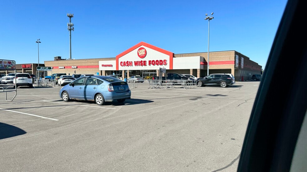 Primary Photo Of 3202 E Hwy 10, Moorhead Unknown For Lease