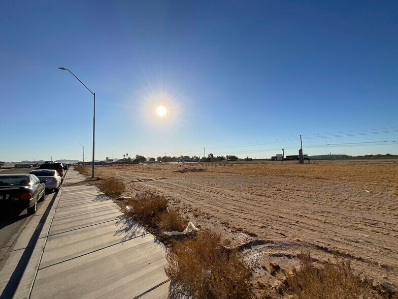 More Photos Of 3173 Soar Ave, Yuma Land For Sale