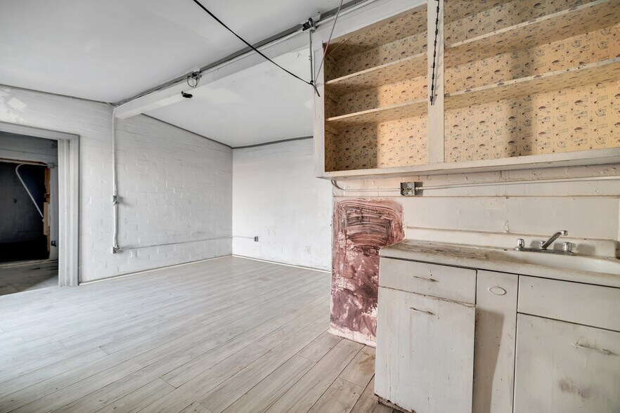 More Photos Of 3060 Grand Ave, Phoenix Apartments For Sale