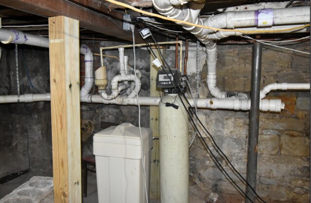 More Photos Of 152 E Main St, Dwight Bar For Sale