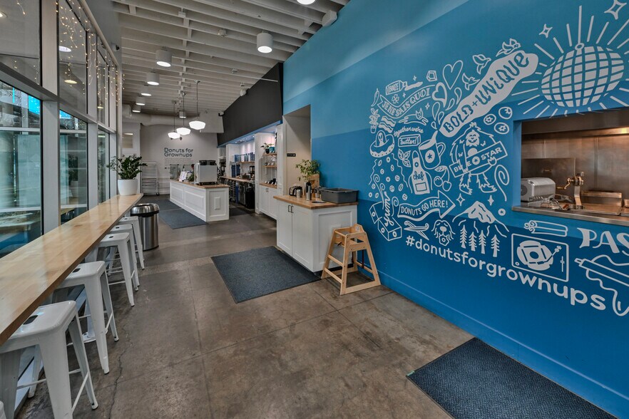 More Photos Of 1701 SW Jefferson St, Portland Restaurant For Lease