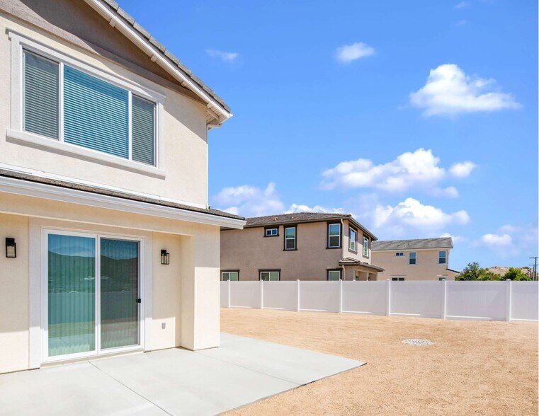 More Photos Of 5824 Persepolis Ct, Riverside Multifamily For Sale