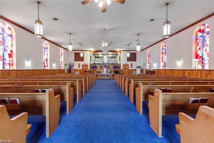 More Photos Of 1613 E Washington St, Suffolk Religious Facility For Sale