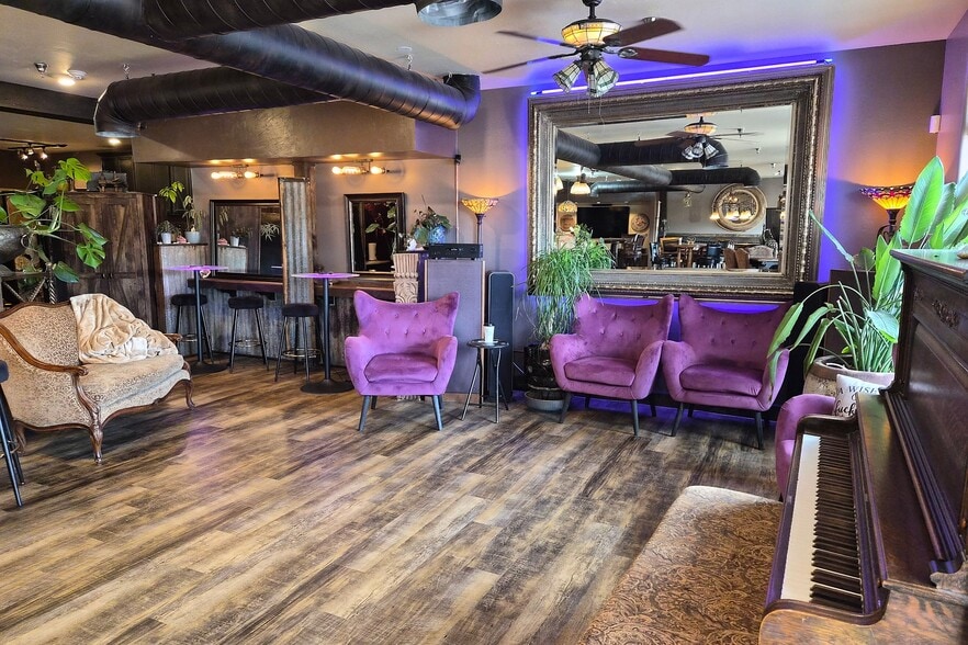 More Photos Of 2379 AZ-260 Hwy, Overgaard General Retail For Sale