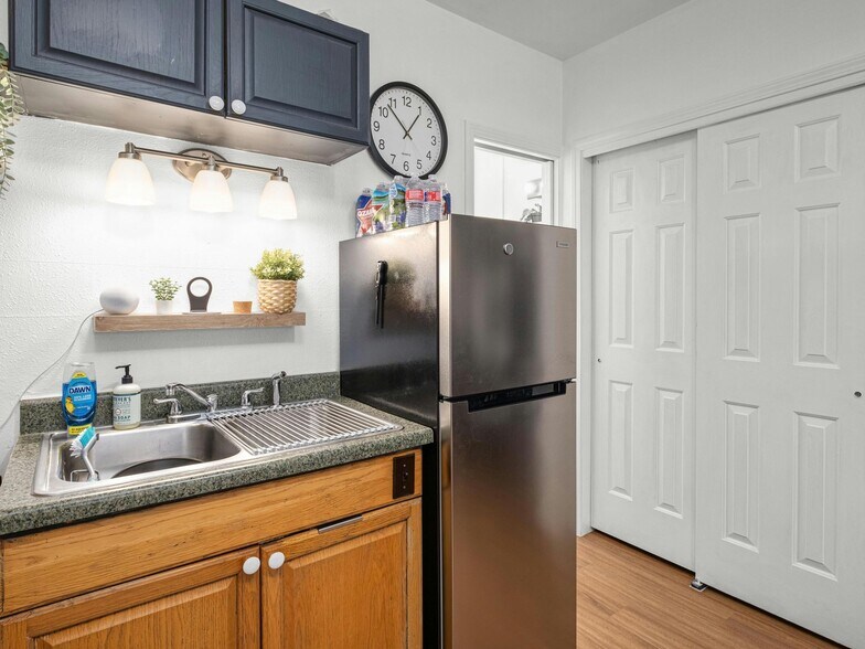 More Photos Of 2802 Whitis Ave, Austin Apartments For Sale