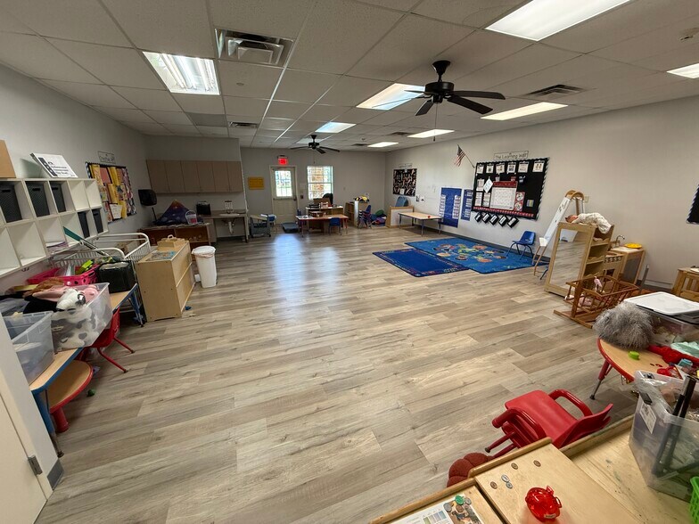 More Photos Of 20004 Champion Forest Dr, Spring Daycare Center For Sale