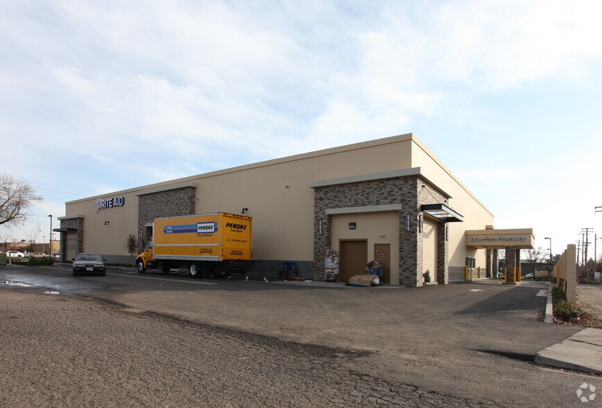 More Photos Of 1707 McHenry Ave, Modesto Drugstore For Sale