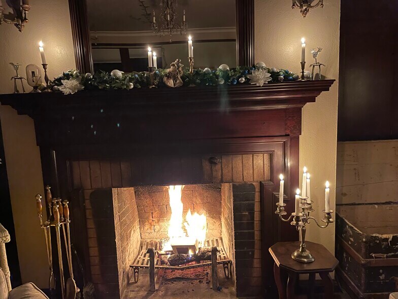 More Photos Of 2245 Head Ln, Helena Hotel For Sale