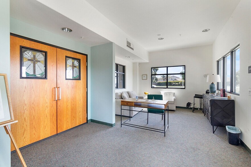 More Photos Of 3126 W Johnston Ave, Hemet Religious Facility For Sale