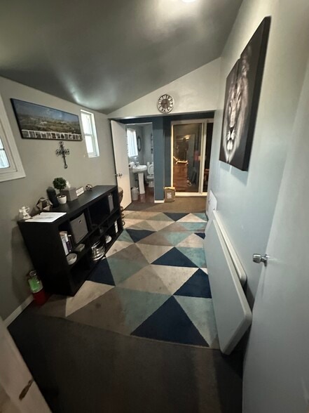 More Photos Of 2008 E 87th St, Los Angeles Schools For Sale