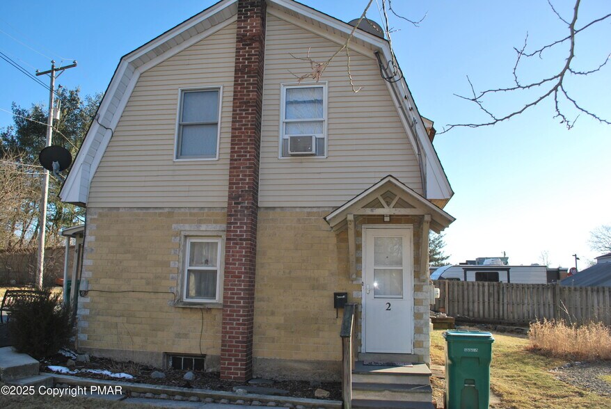 More Photos Of 630 N Courtland St, East Stroudsburg Multifamily For Sale