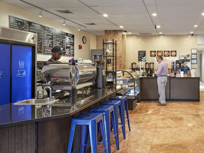 More Photos Of 777 Main St, Hartford Apartments For Lease