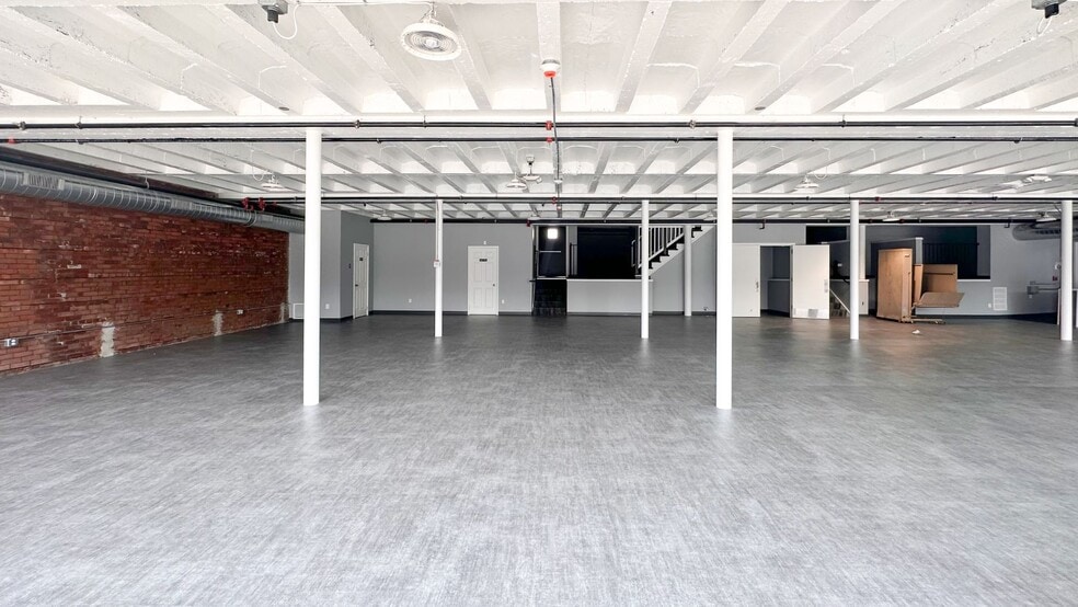 More Photos Of 83 E Main St, Torrington Freestanding For Lease