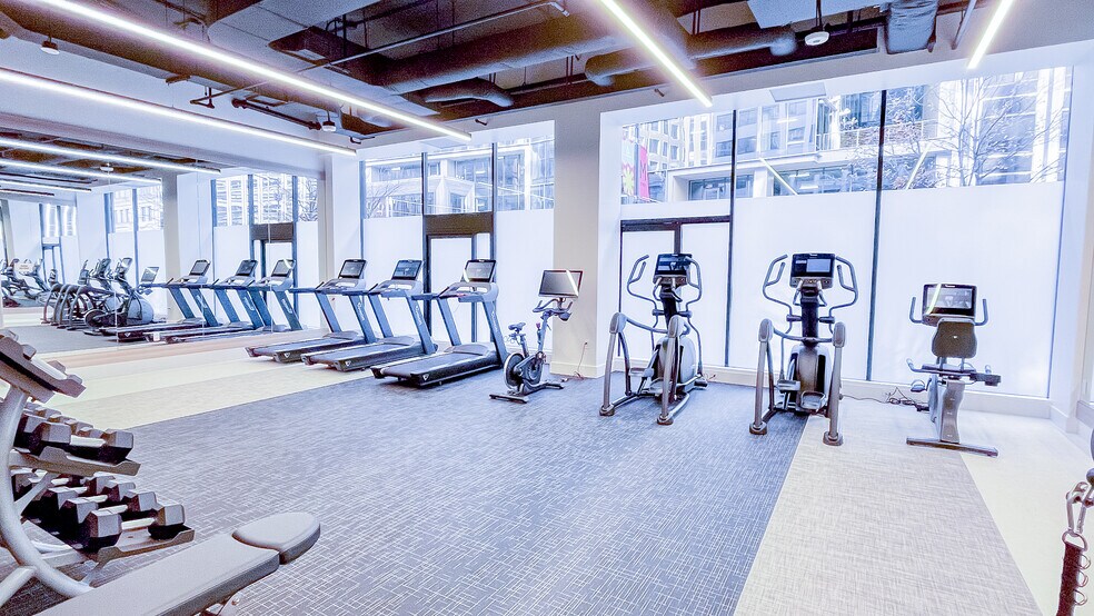 More Photos Of 1150 Connecticut Ave NW, Washington Office For Lease