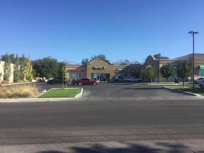 More Photos Of 128 E Yakima, Jerome Storefront Retail Office For Sale