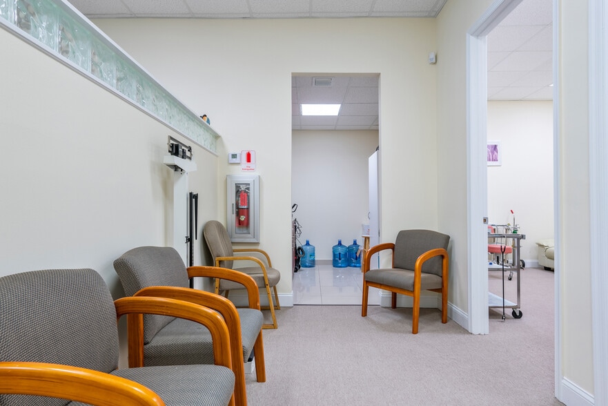 More Photos Of 7301 Wiles Rd, Coral Springs Medical For Sale