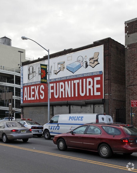 More Photos Of 149-26 Jamaica Ave, Jamaica Storefront Retail Residential For Lease