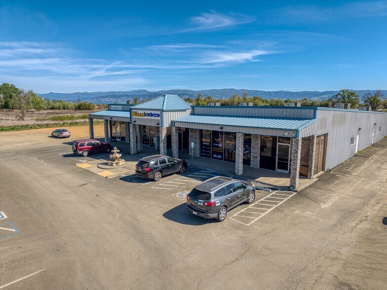 More Photos Of 2570 S Main St, Lakeport Self Storage For Sale