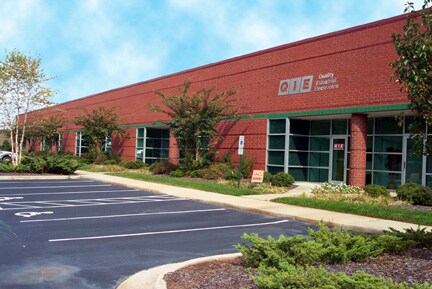 More Photos Of 8642 W Market St, Greensboro Flex For Lease