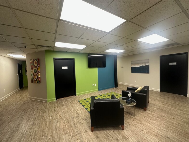 More Photos Of 184 North Ave E, Cranford Office For Lease