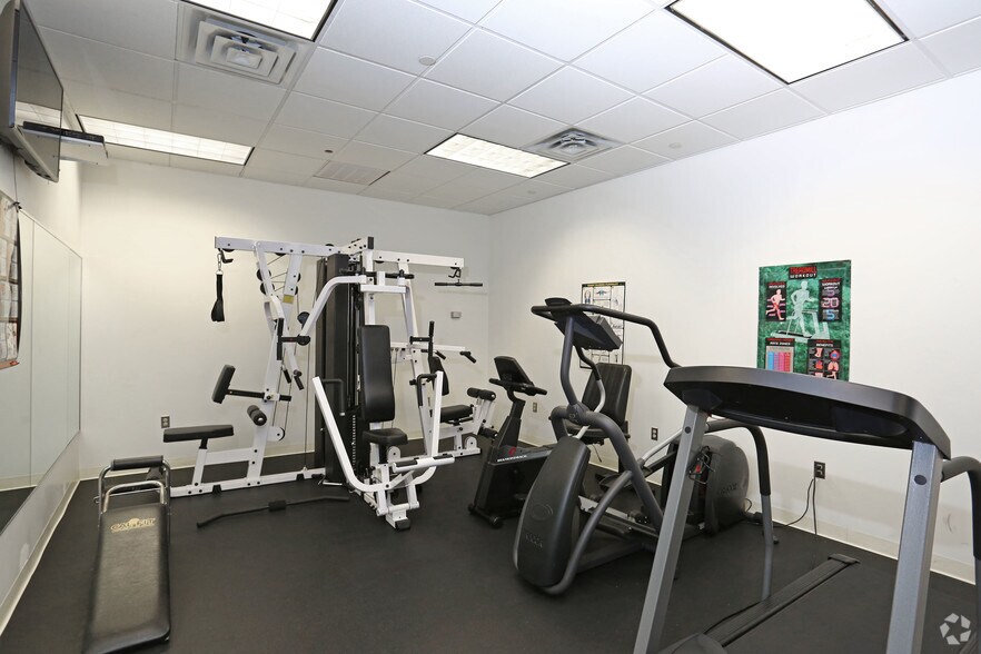 More Photos Of 1 Waterview Dr, Shelton Light Distribution For Lease