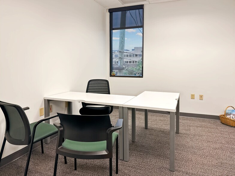 More Photos Of 1 Music Cir N, Nashville Coworking Space
