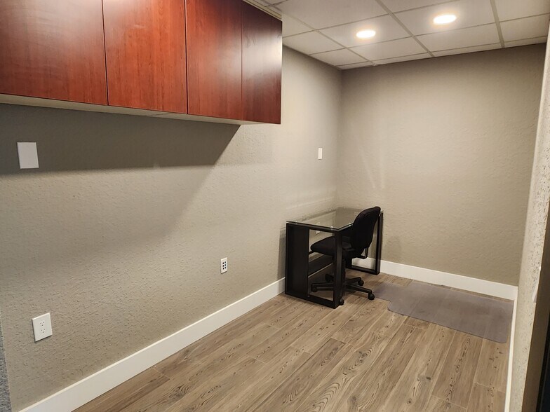 More Photos Of 3502 Henderson Blvd, Tampa Office For Lease