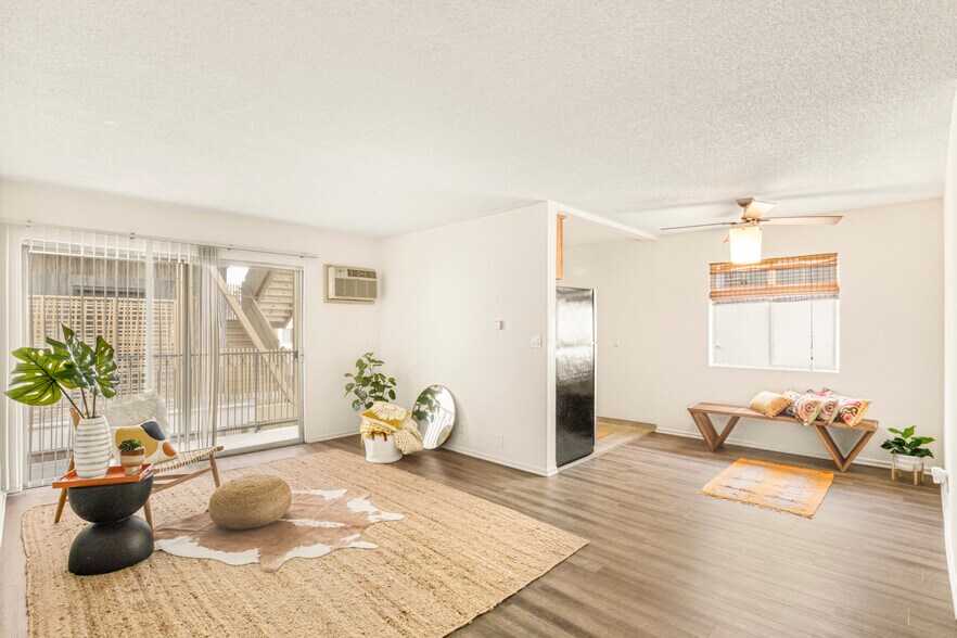 More Photos Of 1027 N Ogden Dr, Los Angeles Apartments For Sale