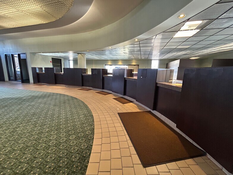 More Photos Of 4600 Lincoln Hwy, Matteson Medical For Sale