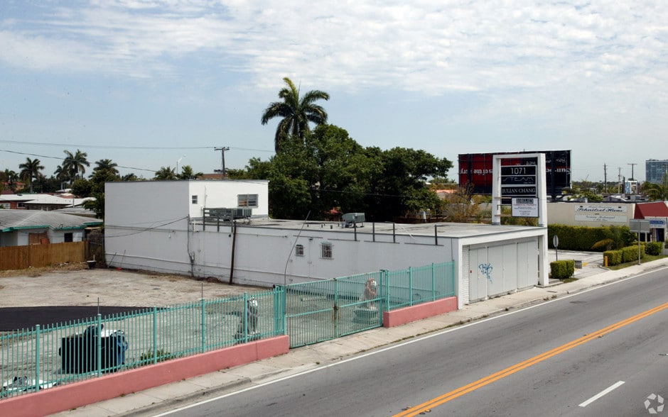 More Photos Of 1071-1075 NE 79th St, Miami Storefront Retail Office For Sale