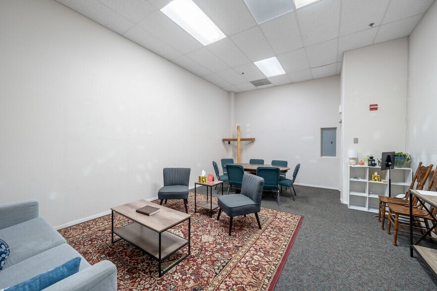 More Photos Of 2200 Golden Hill Rd, Paso Robles Warehouse For Sale