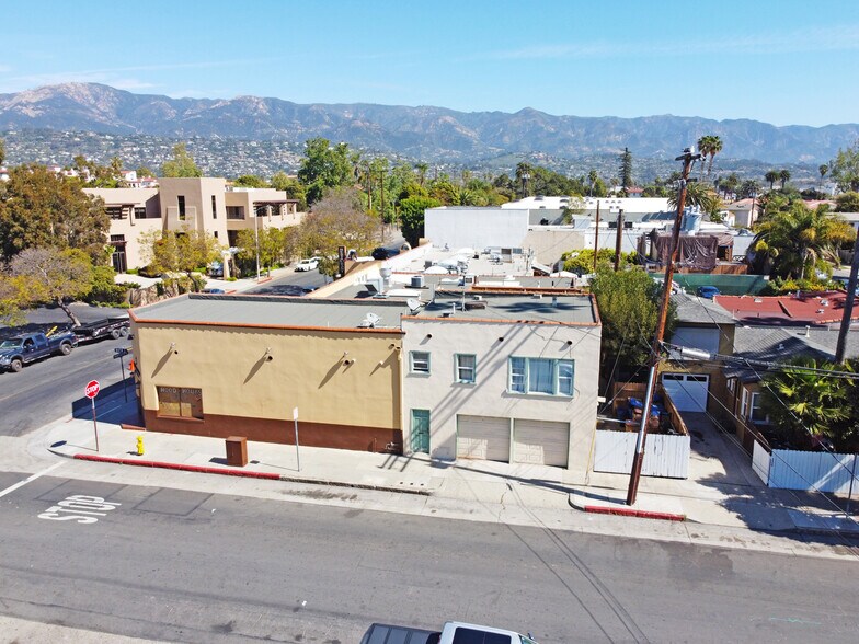 More Photos Of 231-235 W Montecito St, Santa Barbara General Retail For Sale