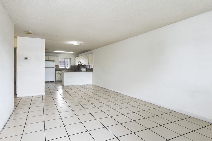 More Photos Of 6305 W 22nd Ct, Hialeah Apartments For Sale