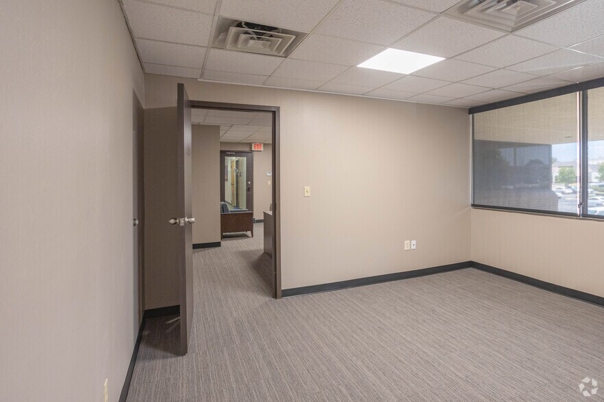 More Photos Of 2424 Springer Dr, Norman Office For Lease