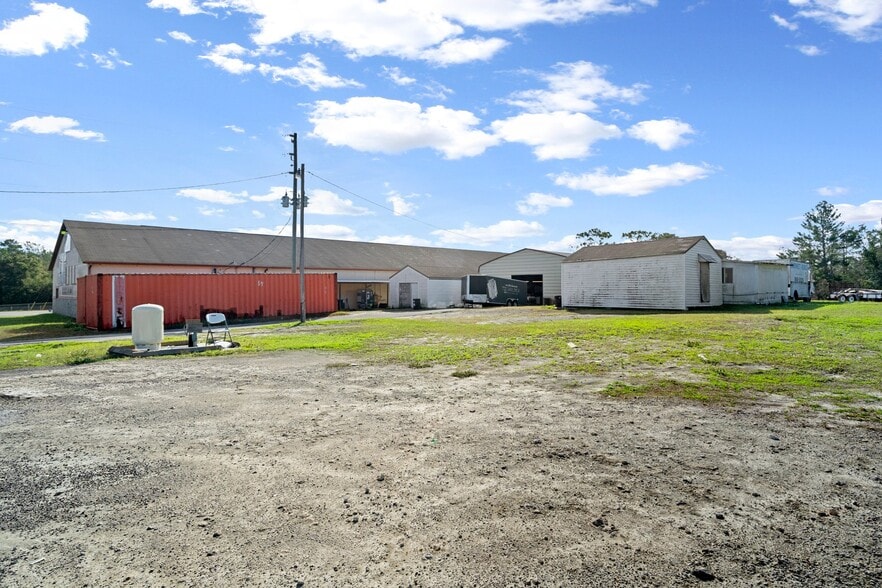 More Photos Of 9926 Denton Ave, Hudson Warehouse For Lease