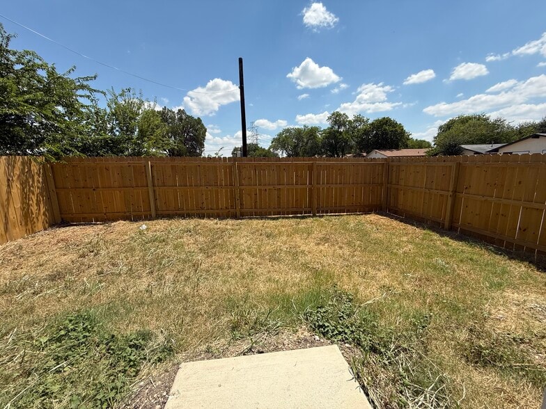 More Photos Of 7210 John Palmer Dr, San Antonio Apartments For Sale