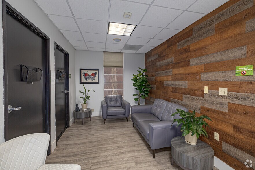 More Photos Of 3636 5th Ave, San Diego Office For Lease