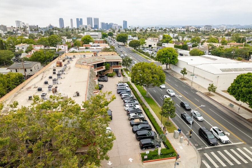 More Photos Of 8950 W Olympic Blvd, Beverly Hills Storefront Retail Office For Sale