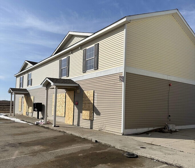 More Photos Of 6421 13 Mile Center Rd, Williston Apartments For Sale