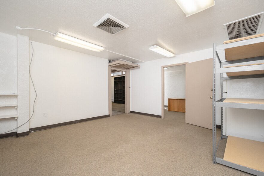More Photos Of 11747 N 19th Ave, Phoenix Office For Sale