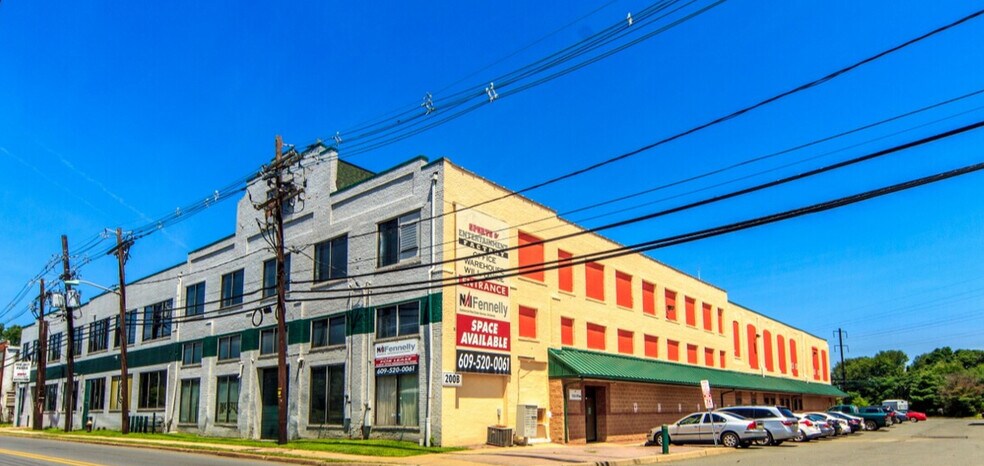 More Photos Of 200 Whitehead Rd, Hamilton Light Distribution For Lease